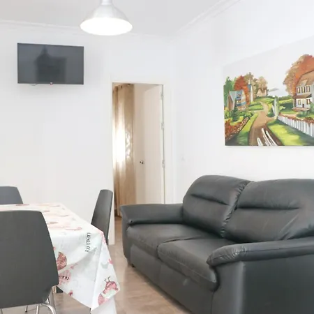 Canario Iv * Кониль-де-ла-Фронтера